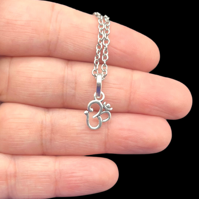 Om Pendentif en Acier Inoxydable